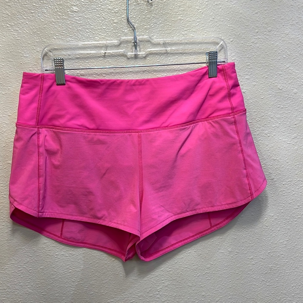 Lululemon Speed up low rise short 2.5”
